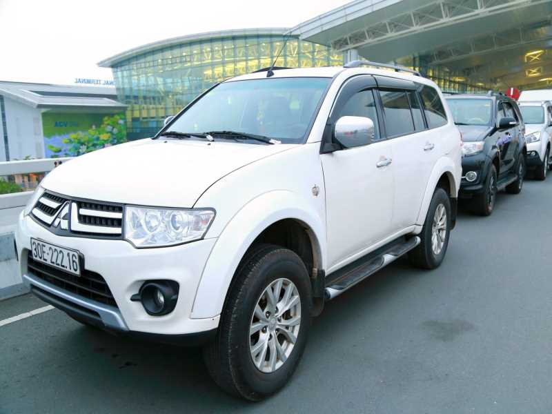 Hotels In Hanoi to Noi Bai International Airport By a private Vehicle