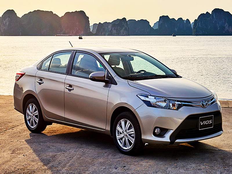 Noi Bai International Airport to Halong Bay - By a private Vehicle